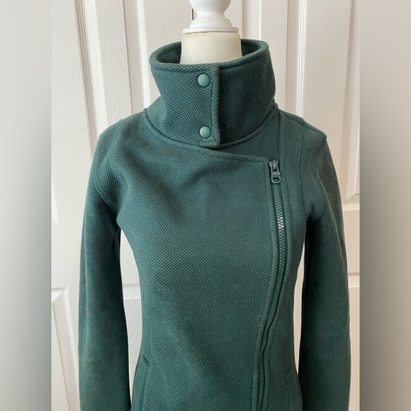 Bench Sports Coat - Picture 2 of 7